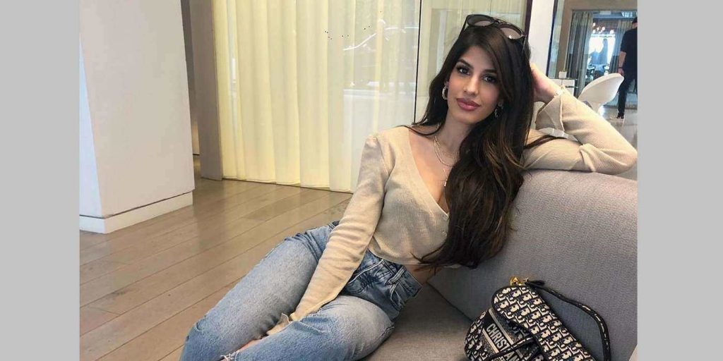 Jasmin Walia Singer Biography