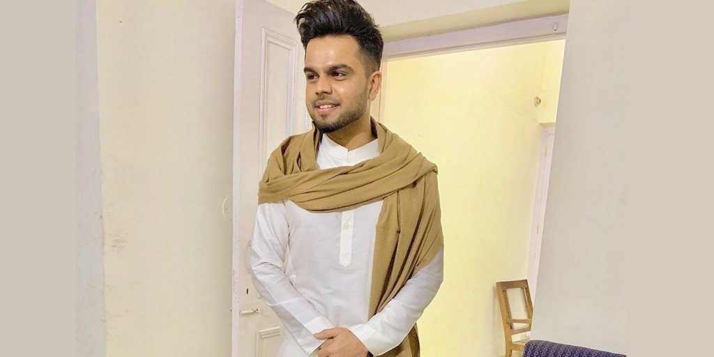 Akhil Singer Biography